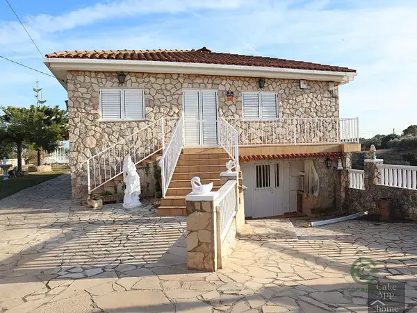 Villa en L'Ampolla Costa 4 dormitorios 2 baños piscina jardin grande