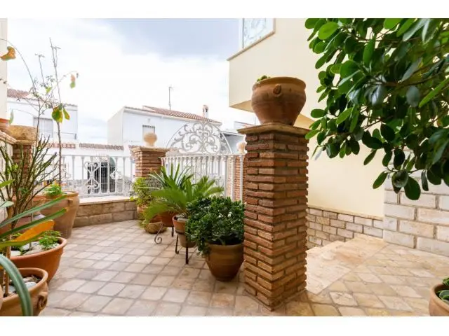 Casa en Venta en Berja Centro 4 Dormitorios 190m2