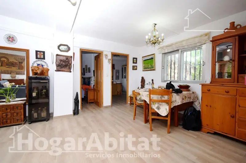 Chalet en Venta en Chiva Valencia Gran Oportunidad