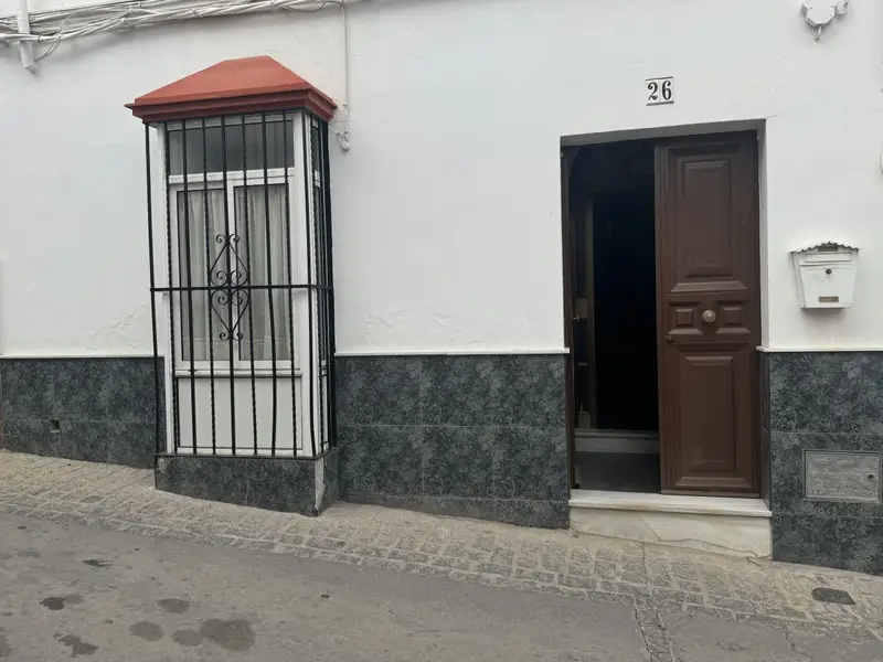 Adosado 5 Dormitorios Olvera Espa	
	
	
	
a