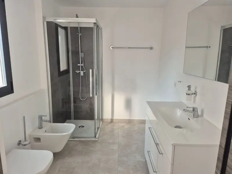 Edificio Lujo 4 Pisos Arenal Mallorca 16 Habitaciones 21 Baños