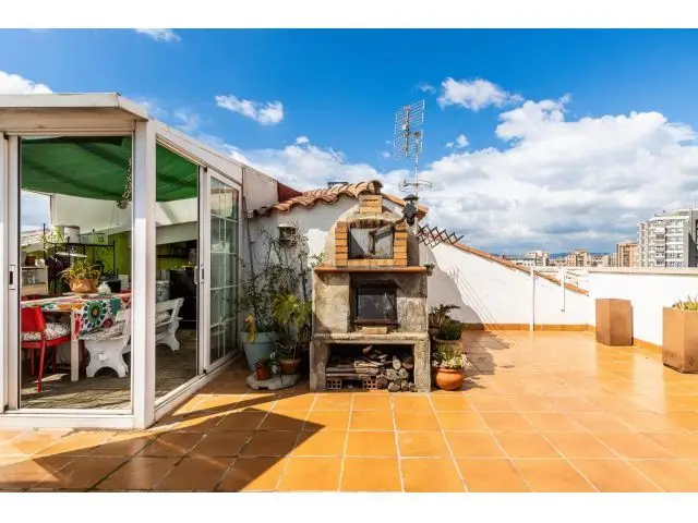 Atico Duplex con Terraza en Sabadell