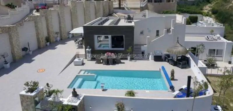 Villa de Lujo en Venta Ciudad Quesada 6 Dormitorios Piscina Privada
