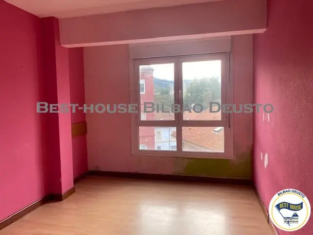Venta Piso de 1 habitación en Centro, Colindres - Ref: 685877