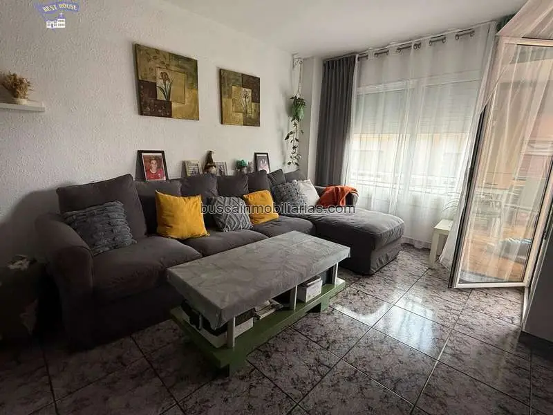 Piso en venta Montcada Reixac 96m² 3 habitaciones