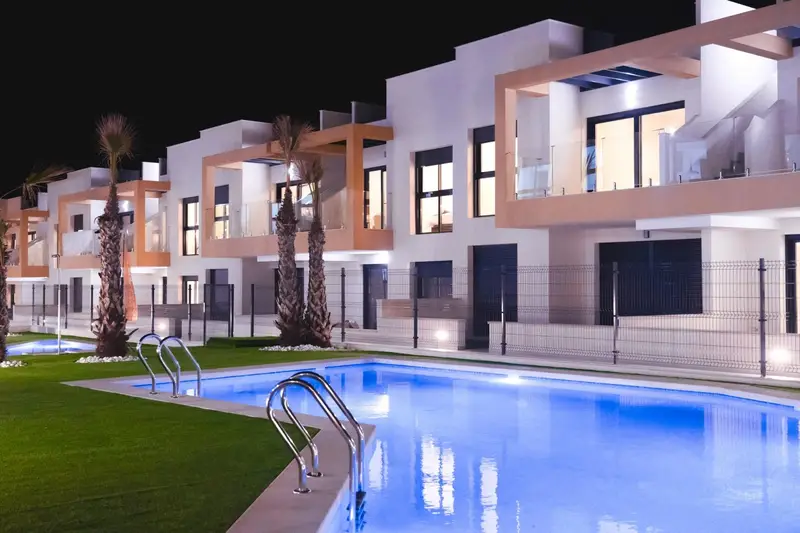 Venta de Apartamentos con Piscina en Orihuela Costa