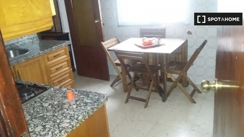Habitacion Piso Compartido Cordoba