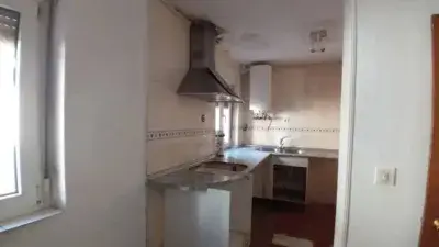 Casa Rustica con 4 Apartamentos en Herrera Centro