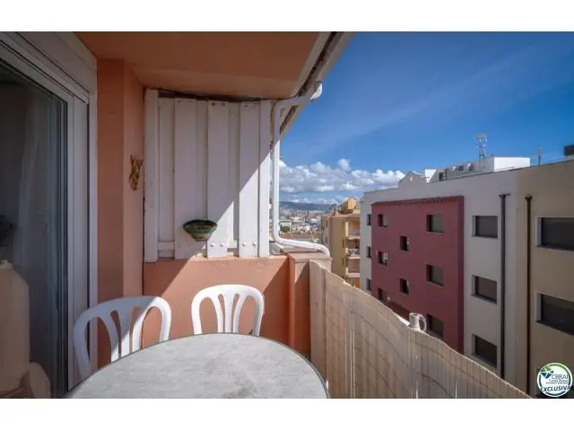 Apartamento en Venta Empuriabrava Girona Cerca de la Playa
