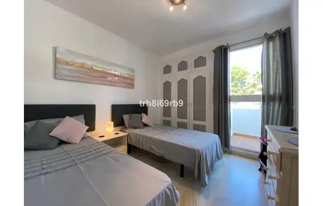 Apartamento en Alquiler Estepona 3 Dormitorios 2 Baños Terraza Solarium