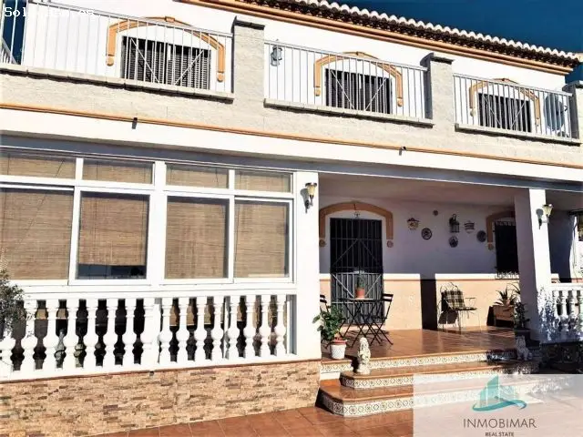 Villa en Molvizar con Piscina Privada y Vistas al Mar