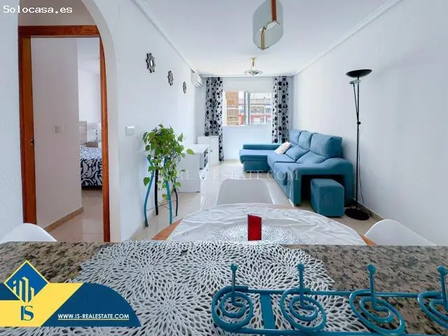 Apartamento en Torrevieja con Piscina Garaje y Trastero
