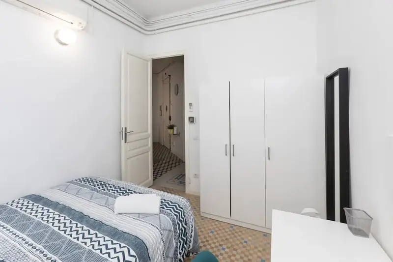 Apartamento de 1 dormitorio en Gran Via de les Corts Catalanes