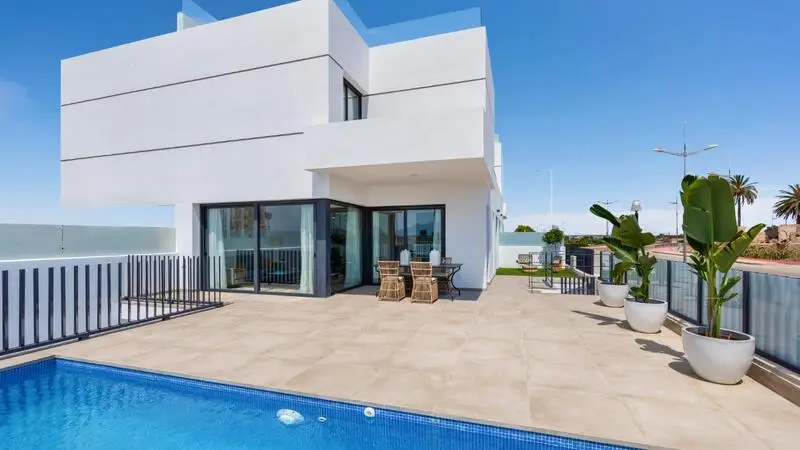 Villa Moderna 3 Dormitorios Dolores Alicante