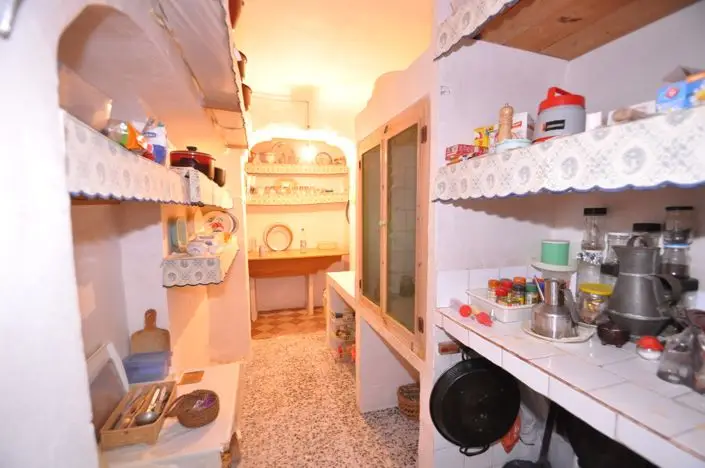 Casa de Pueblo con 6 Dormitorios en Pinoso