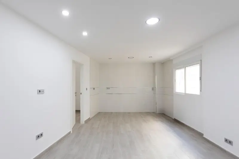 Venta Piso Reformado Centro Salobreña Ayuntamiento
