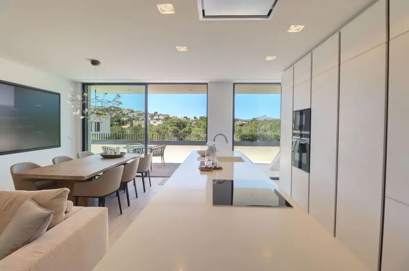 Ático de Lujo en Nova Santa Ponsa con Vistas al Mar