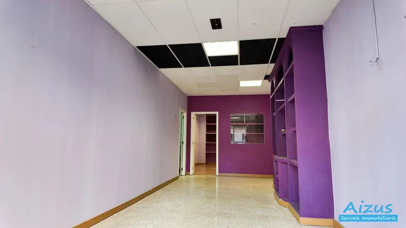 Venta Local comercial en Gassó Vargas, Ripollet - Ref: 5300