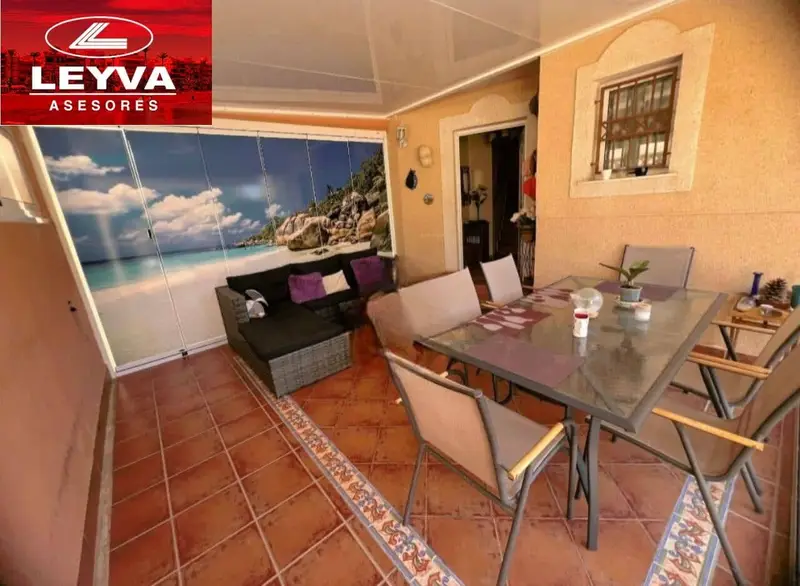 Chalet Pareado en Mazarrón con Vistas al Mar