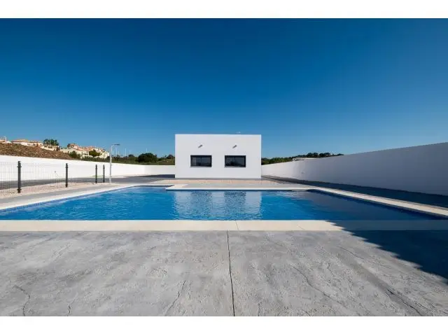 Chalet Independiente de Obra Nueva en Costa Esuri