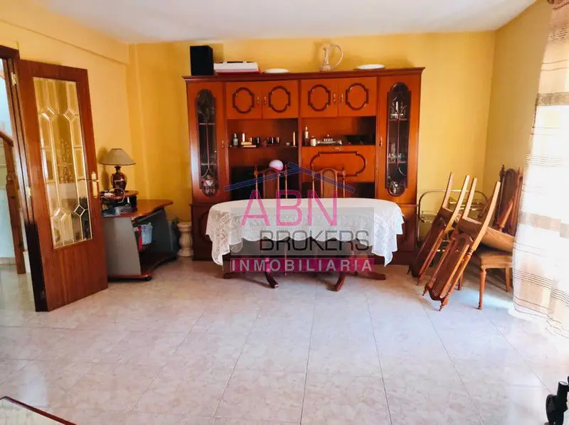 Venta Piso 3 Habitaciones Albaida Ref 256