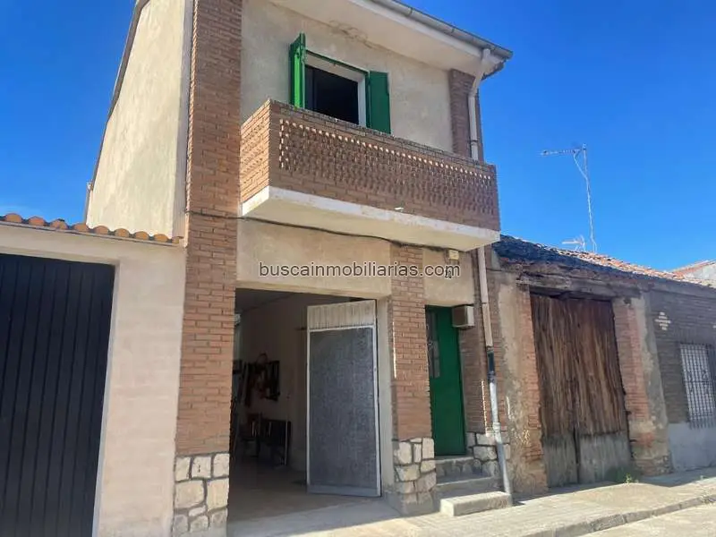 Casa en venta en Mozoncillo cerca de Segovia