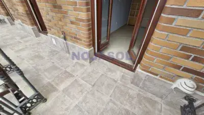 Apartamento en Venta en Noja con Piscina y Garaje