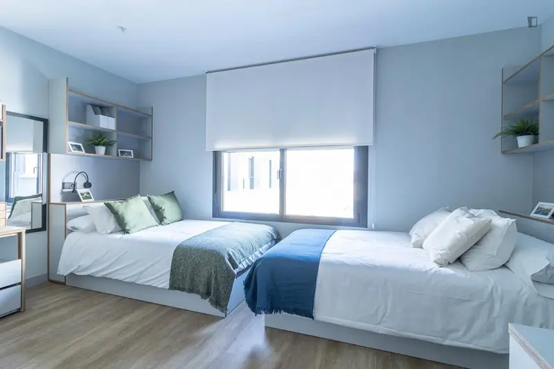 Residencia Estudiantil con Piscina y Gimnasio Habitacion Doble