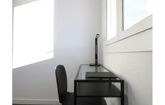 Alquiler Habitaciones Apartamento 115m2 Paralelo Barcelona