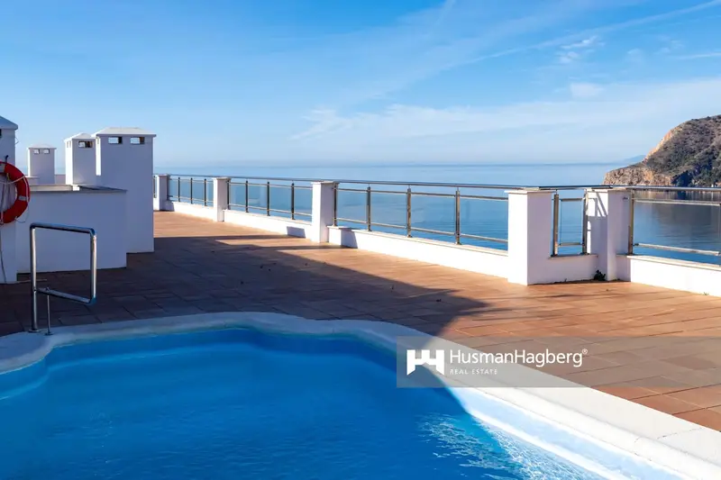 Apartamento en Venta La Herradura 3 Dormitorios 2 Baños Parking Vistas al Mar