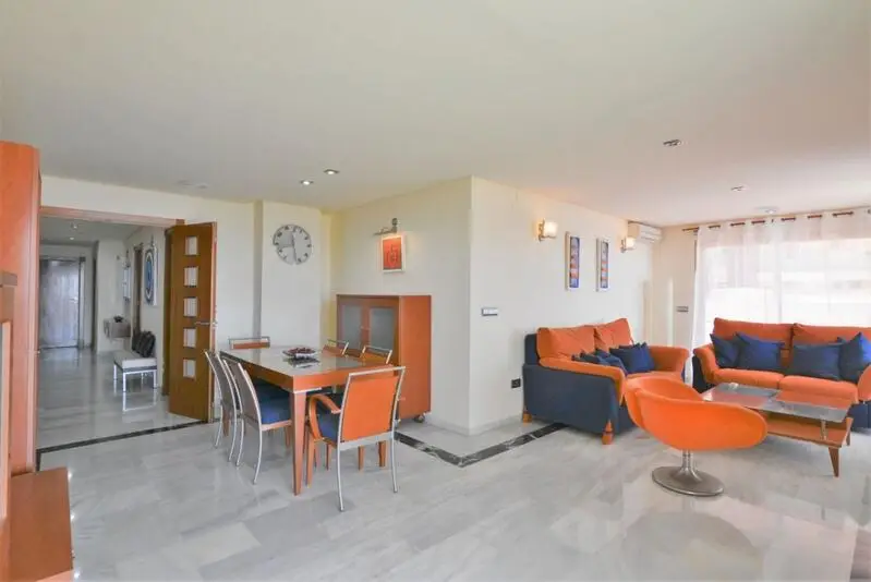 Apartamento 3 Dormitorios Primera Linea Playa Fuengirola