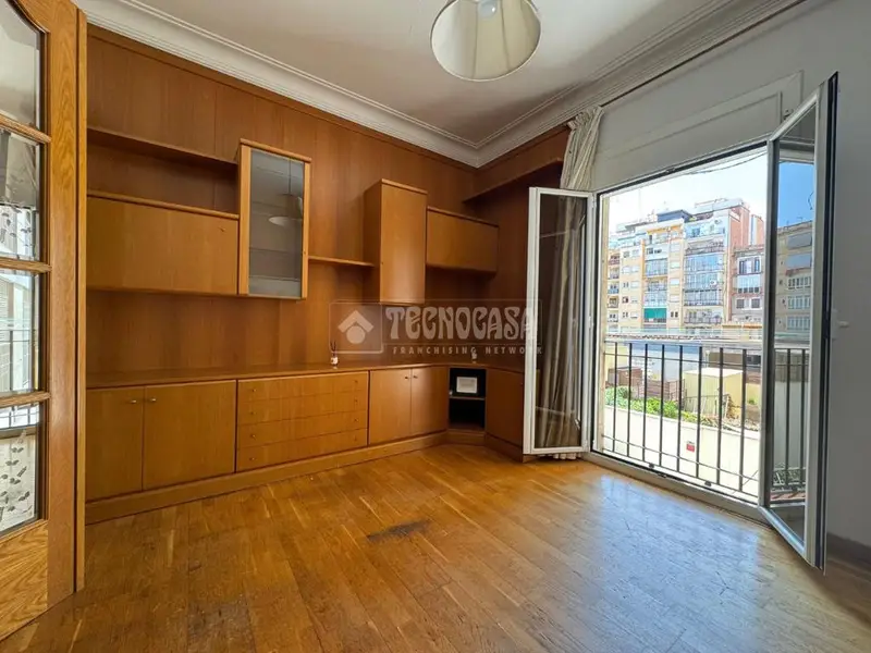 Piso en venta Eixample 91m2 4 dormitorios