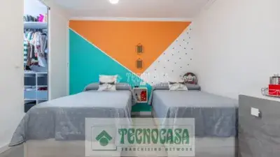 Casa Pareada 219m2 Almodovar del Rio Reformada