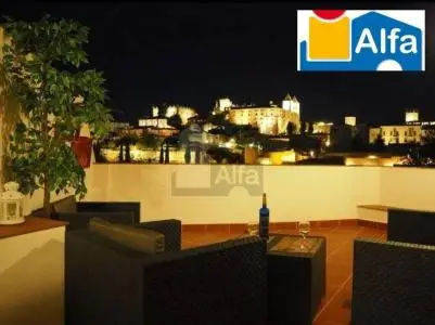 Casa independiente en Cáceres casco antiguo ideal inversores parejas