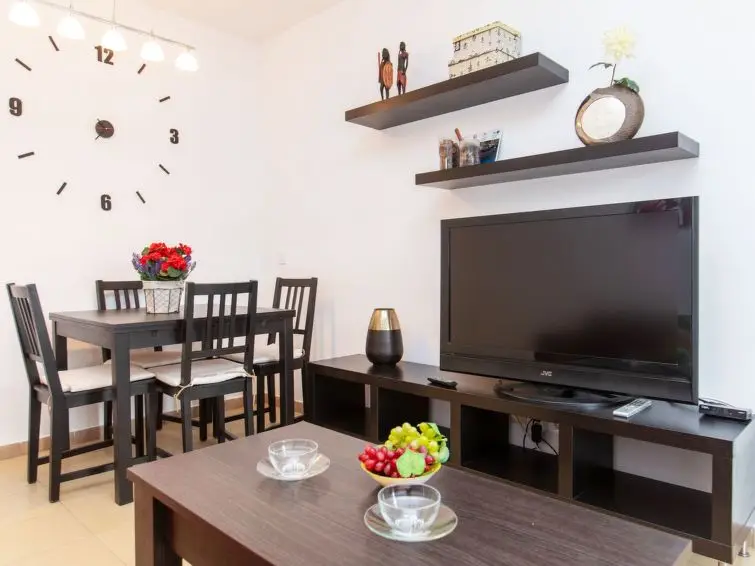 Apartamento 2 Dormitorios Blanes Cerca Playa Piscina Wifi