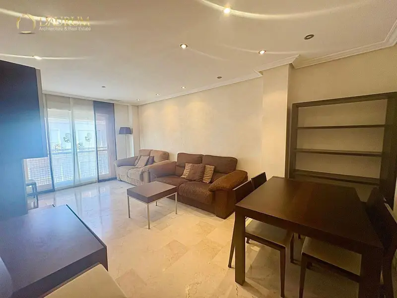 Piso en Alquiler Elche 4 Dormitorios 2 Baños Garaje