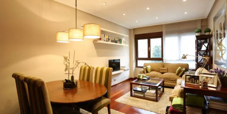 Venta Piso con garaje Avda Galicia Oviedo
