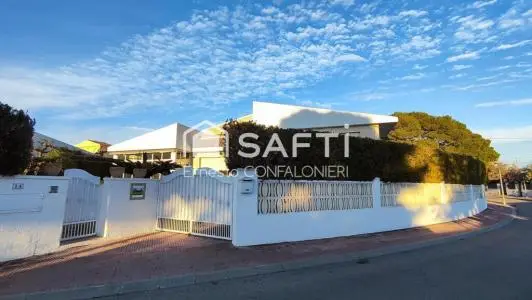 Magnifico Chalet en Alcanar Playa 400m2