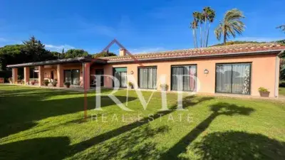 Casa de Lujo en Supermaresme 5 Suites Jardin Piscina