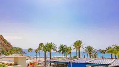 Apartamento en Nerja Playa Burriana