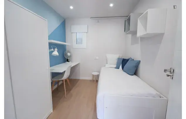 Alquiler Apartamento 6 Dormitorios Barcelona Estudiantes Profesionales