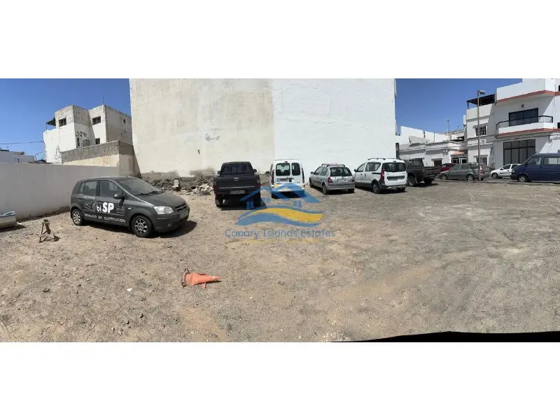Venta Suelo Edificable Charco del Palo 220m²