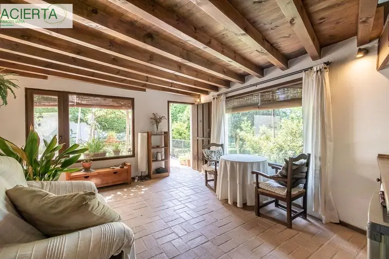 Chalet en venta en Centro Granada con piscina y jardin