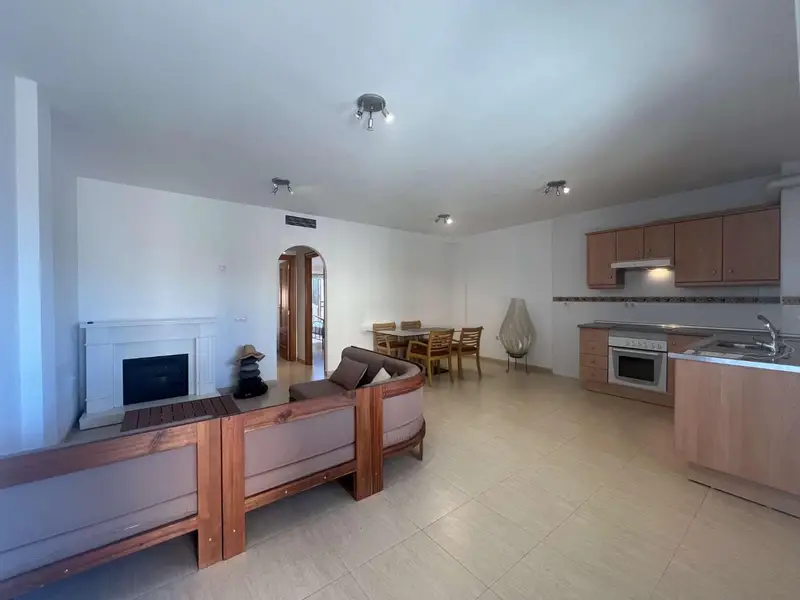 Apartamento en Palomares con Vistas al Mar Piscina y Parking
