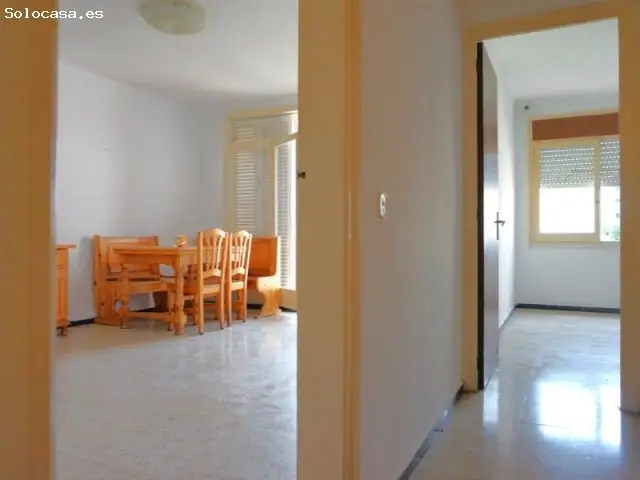 A 1 Minuto Andando De La Playa, Piso Exterior A Reformar Integramente, Primera