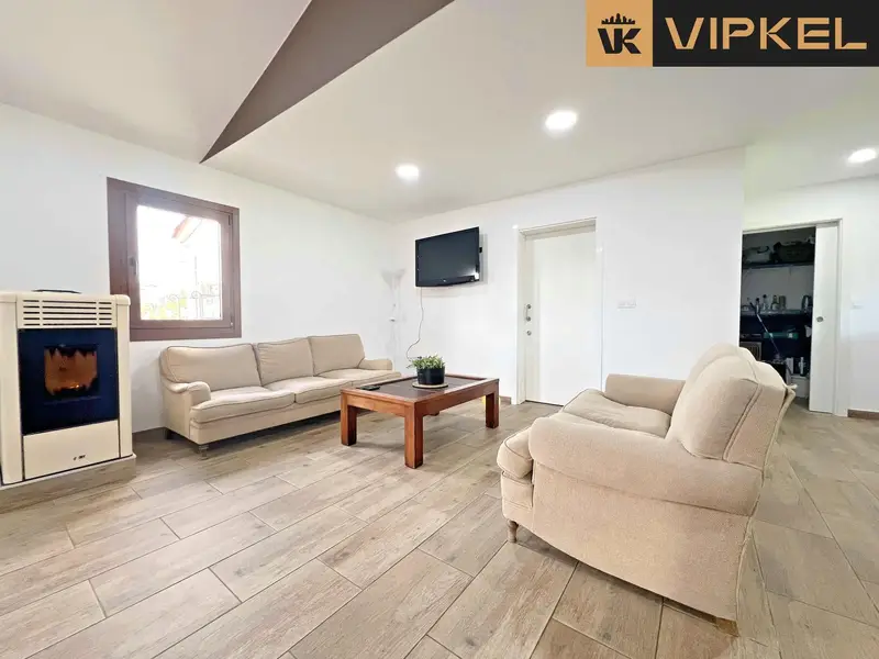 Venta Casa Santa Maria Vigo 3 Pistas Tenis Piscina Ideal Inversores