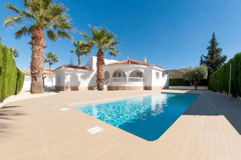 Villa en Venta Benijofar 3 Dormitorios Piscina Privada
