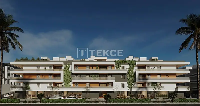 Apartamentos de Lujo en Marbella:  Vistas Urbanas y Eficiencia Energética