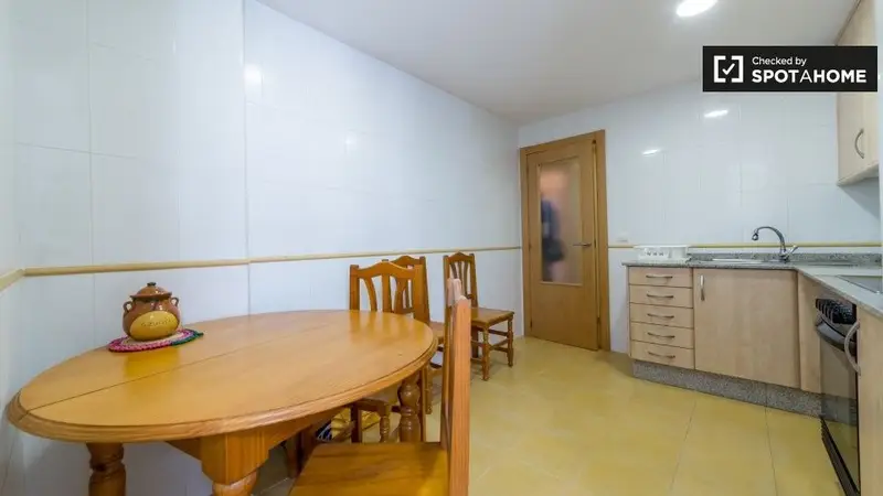 Apartamento 3 Dormitorios 1 Ba																																			
																																			
																																			
																																			
																																			
																																			
																																			
																																			
																																			
																																			
																																			
																																			
																																			
																																			
																																			 Valencia
