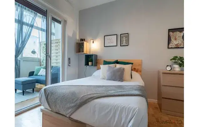Habitaci
ón en alquiler en Madrid 207m2